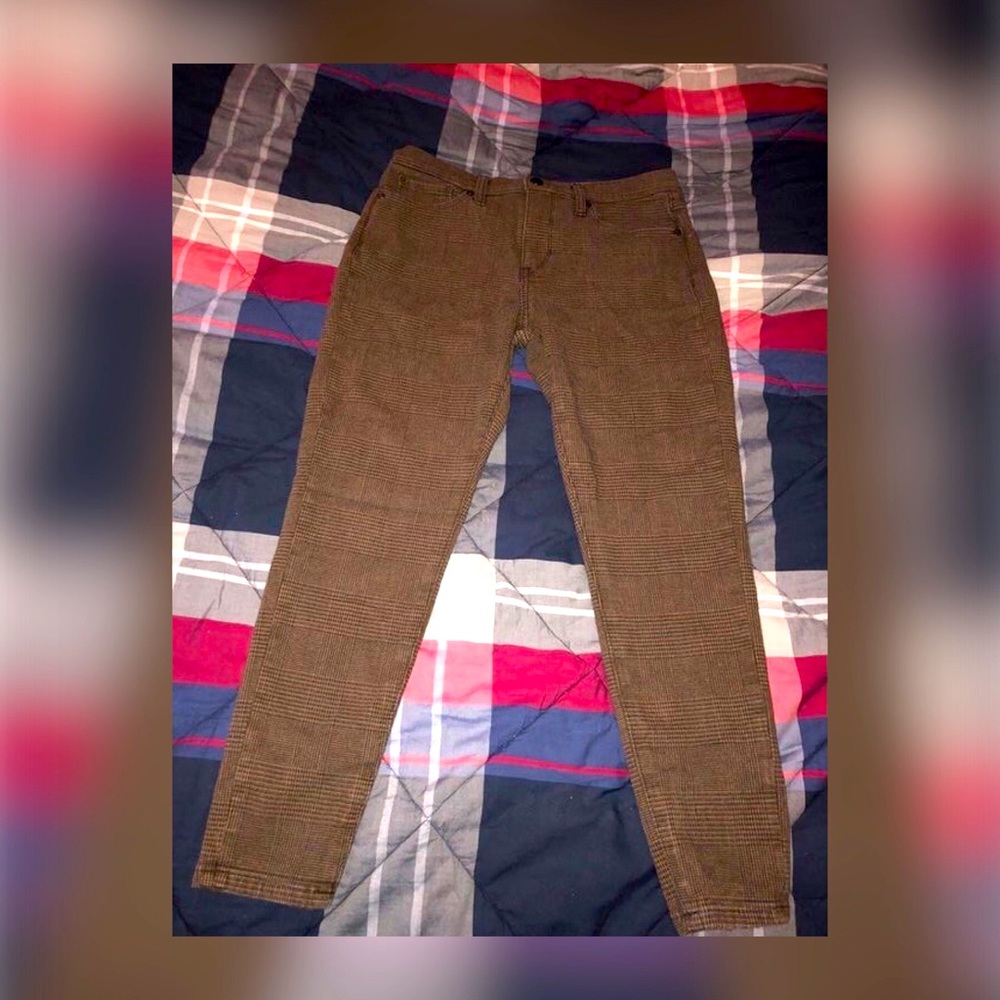 Brown Plaid Banana Republic Pants. Size: 28P
